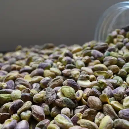 Gepelde-pistache-dehorecabox-noten-pitten-zaden-gezond